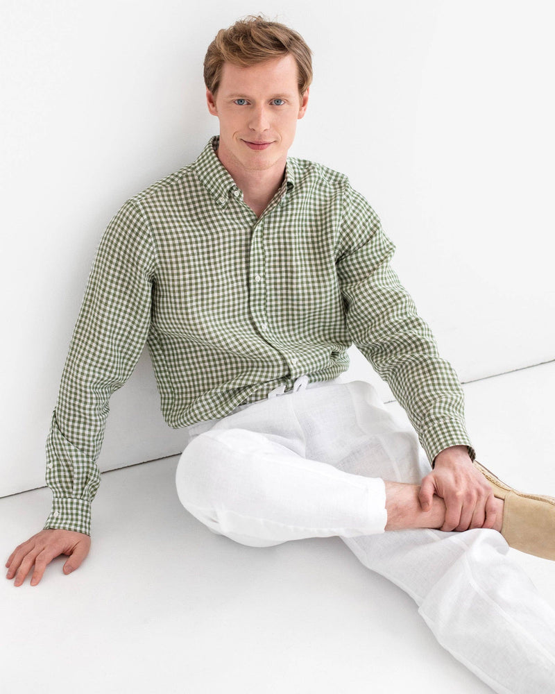 MagicLinen - Men's classic linen shirt WENGEN in Forest green gingham: L
