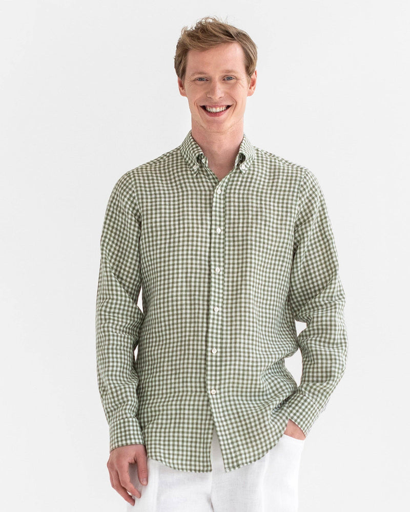 MagicLinen - Men's classic linen shirt WENGEN in Forest green gingham: L